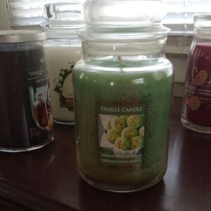 Yankee Candle Crunchy Pistachio Vanilla Jar